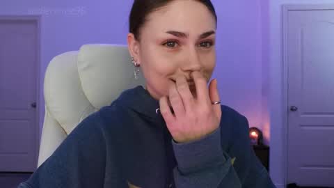 Snapshot of sadierenee96 chatting on 09/15/25, 08:53 Sadie Renee online show from 09/15/25, 08:53