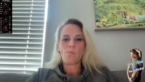 Snapshot of sadierw chatting on 12/17/24, 09:49 SadieRW online show from 12/17/24, 09:49