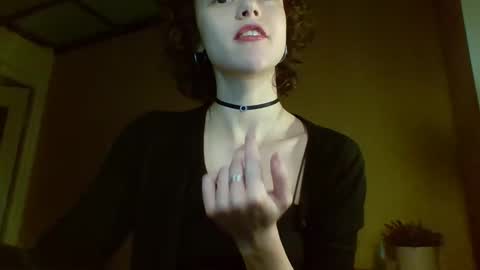 Rose online show from 10/26/25, 11:42