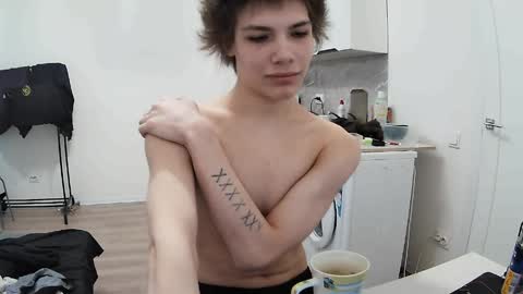 sadvetements online show from 04/08/26, 05:29