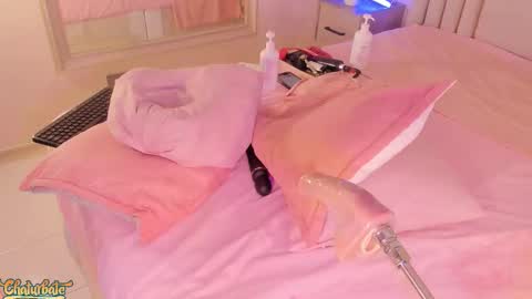 Mara online show from 03/08/26, 04:27