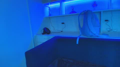 Cami online show from 10/01/25, 06:58