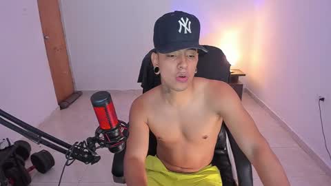 saenz_hotx online show from 10/11/25, 05:55