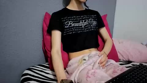 Safiro Queen online show from 05/25/26, 12:00
