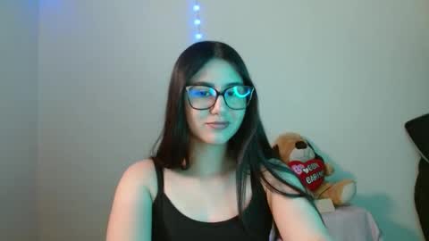 Sahaliefox  online show from 09/27/25, 06:02