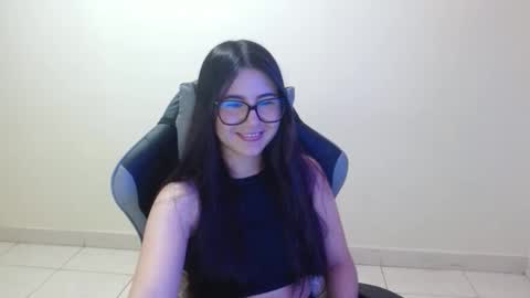 Sahaliefox  online show from 10/13/25, 10:10