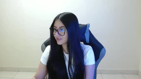 Sahaliefox  online show from 01/06/26, 06:55