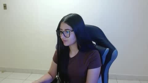 Sahaliefox  online show from 03/19/26, 10:03