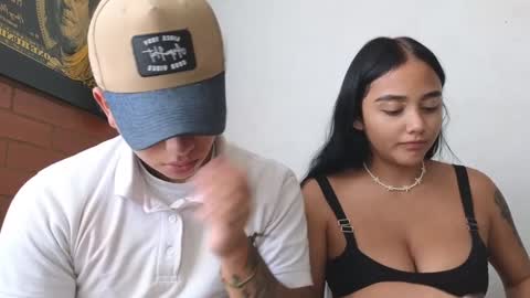 Sahara y Thiago online show from 02/02/25, 03:17