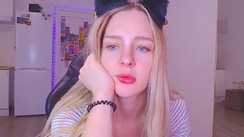 Sofia online show from 02/04/26, 10:58