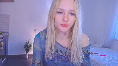 Sofia online show from 04/09/26, 04:56