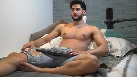 saimon  online show from 02/08/25, 05:40