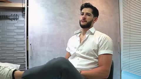 saimon  online show from 03/04/25, 09:54