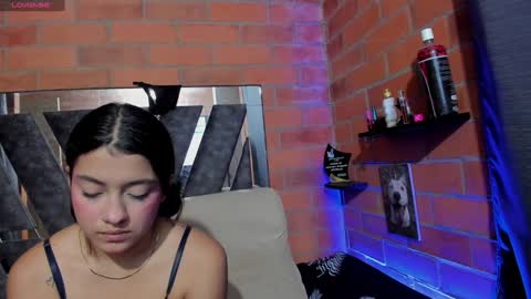 Snapshot of sainix_ chatting on 01/08/25, 01:32 sainix_ online show from 01/08/25, 01:32