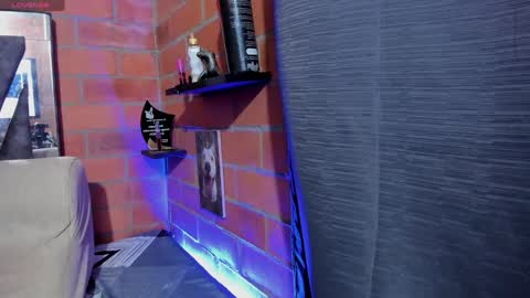 Snapshot of sainix_ chatting on 01/16/25, 03:23 sainix_ online show from 01/16/25, 03:23