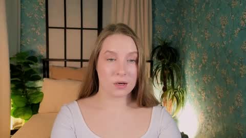 Snapshot of saint_trisha chatting on 04/04/26, 08:06 Trisha online show from 04/04/26, 08:06