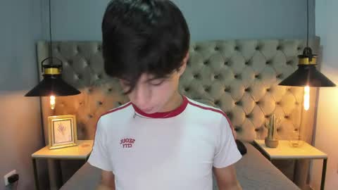 Santi online show from 03/31/26, 12:16