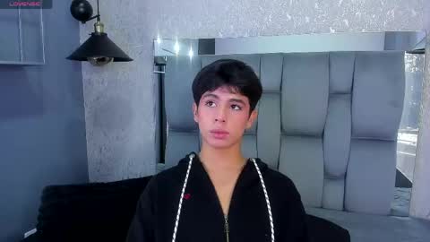Santi online show from 05/29/26, 01:42