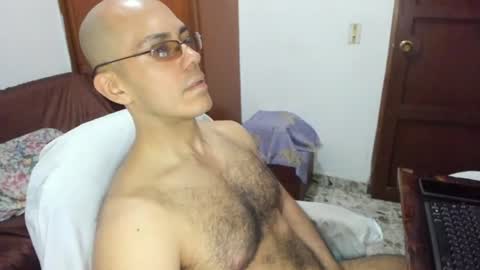 Snapshot of saintedy01 chatting on 06/20/26, 04:21 saintedy01 online show from 06/20/26, 04:21