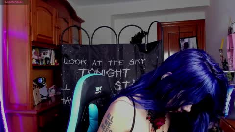    online show from 04/09/26, 07:14