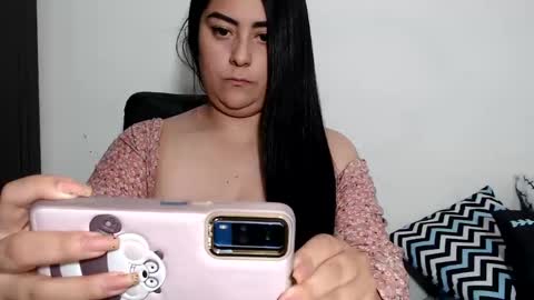 Snapshot of sakhmett chatting on 03/04/25, 03:55 Sarah online show from 03/04/25, 03:55