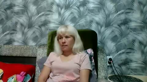 sakura_blonde online show from 10/09/25, 09:29