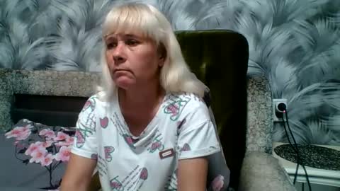 sakura_blonde online show from 10/13/25, 08:47