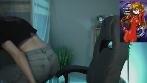 Snapshot of sakurabliss chatting on 10/22/25, 03:45 sakurabliss online show from 10/22/25, 03:45