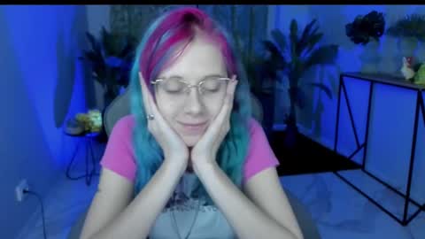 Snapshot of sakurabliss chatting on 11/11/25, 05:02 sakurabliss online show from 11/11/25, 05:02