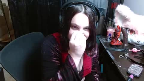 salacious_bunny online show from 02/10/26, 02:32