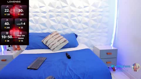 salem_rose01 online show from 09/09/25, 02:44