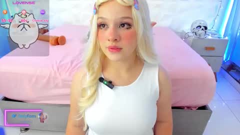 salem_rose01 online show from 10/11/25, 03:06