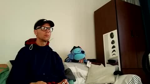 salis1981 online show from 02/10/25, 12:30