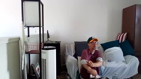 salis1981 online show from 03/04/25, 09:54