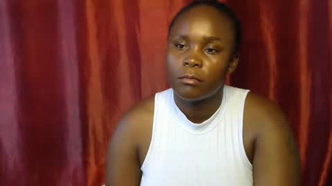 sally_bee1 online show from 03/30/26, 08:59