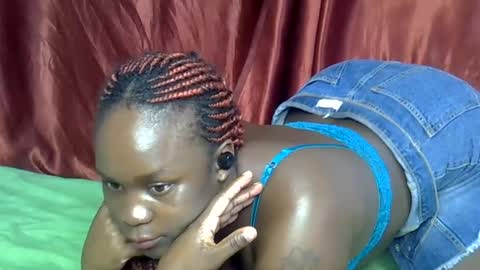 Snapshot of sally_bee1 chatting on 06/28/26, 03:45 sally_bee1 online show from 06/28/26, 03:45
