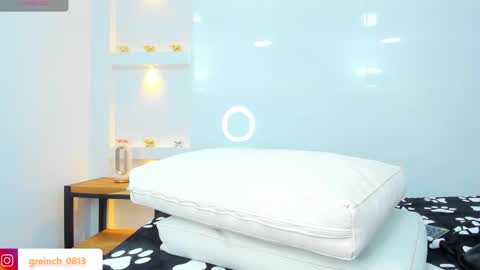 Snapshot of sally_rosses chatting on 02/24/25, 06:36 sally rosses online show from 02/24/25, 06:36