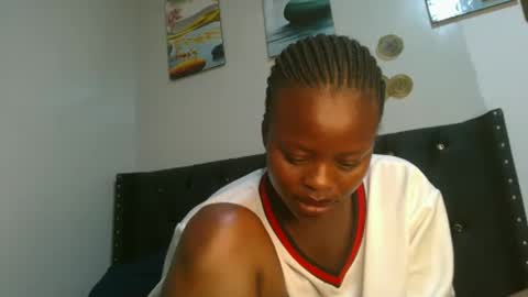 sallysasha254 online show from 12/18/24, 10:08