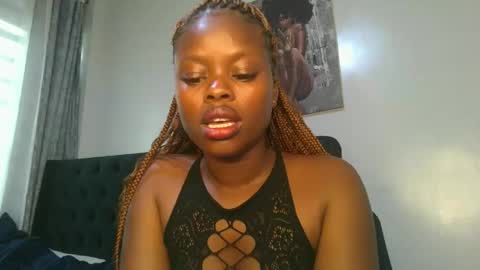 sallysasha254 online show from 11/23/25, 12:05