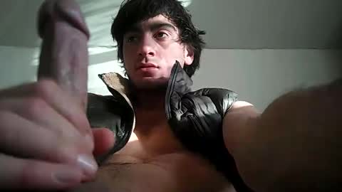 salmonman1305 online show from 12/26/24, 01:54