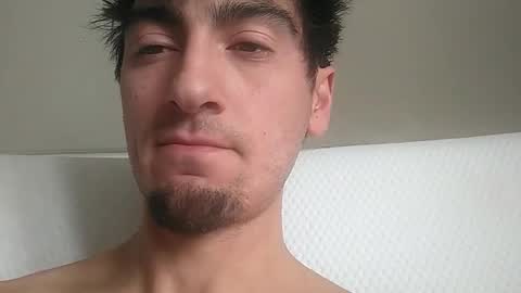 salmonman1305 online show from 12/05/25, 04:47