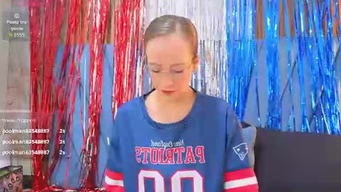 Snapshot of salome_cruxx chatting on 07/04/26, 12:00 salome_cruxx online show from 07/04/26, 12:00