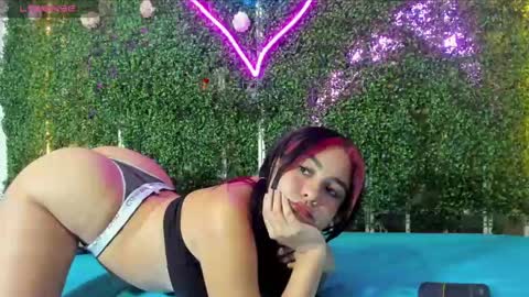 salome online show from 01/05/25, 03:02