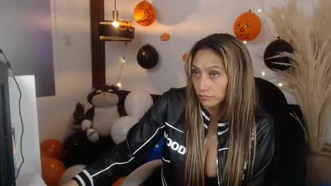 Snapshot of salome_drasin chatting on 10/31/25, 08:54 salome_drasin online show from 10/31/25, 08:54