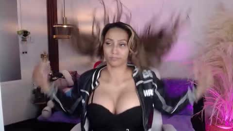 Snapshot of salome_drasin chatting on 11/22/25, 08:41 salome_drasin online show from 11/22/25, 08:41