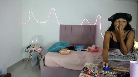 salome_horny3 online show from 02/05/26, 11:20