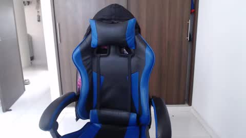 Snapshot of salome_sweet4_ chatting on 09/10/25, 09:15 salome online show from 09/10/25, 09:15