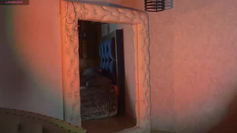 Salome online show from 03/27/26, 01:11