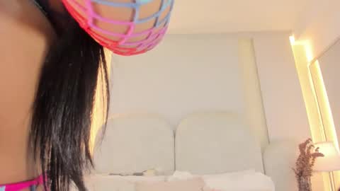   online show from 09/18/25, 09:28