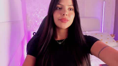 Snapshot of salomee_11 chatting on 02/02/25, 10:49 salo online show from 02/02/25, 10:49